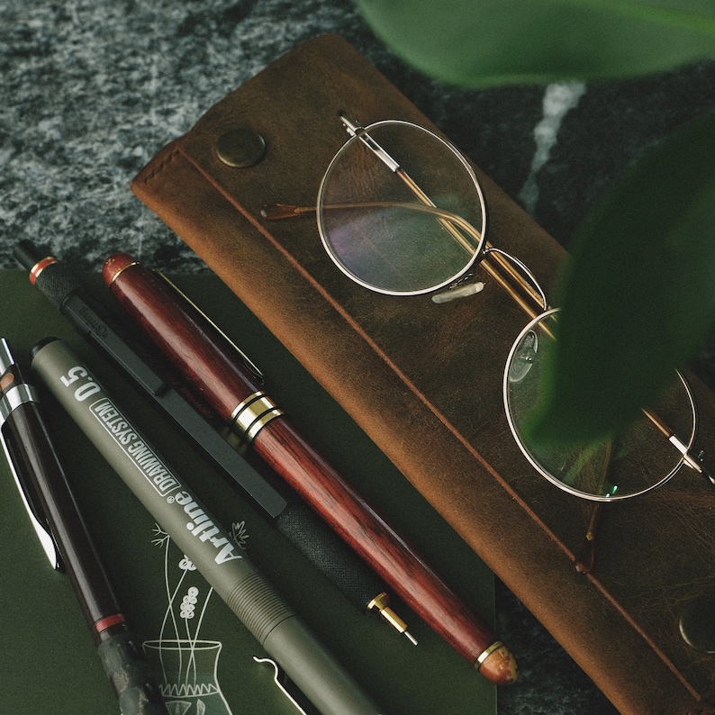 Genuine Leather Pencils and pen Case, Leather pencil holder, Fountain Pen Holder, Gift for coworkers
