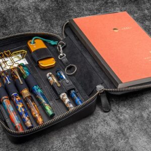 Leather Wide A5 Zip Folio - Black