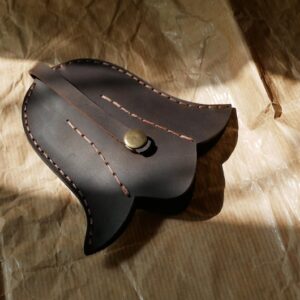Flower Leather Key Holder Pouch: Pull Strap Key Organizer unisex leather key holder